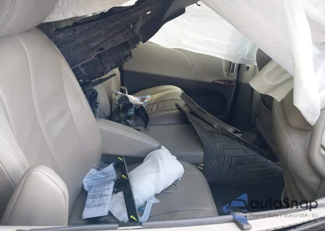 2014 Toyota Sienna Xle V6 8 Passenger from USA, damaged, VIN 5TDYK3DC7ES450414